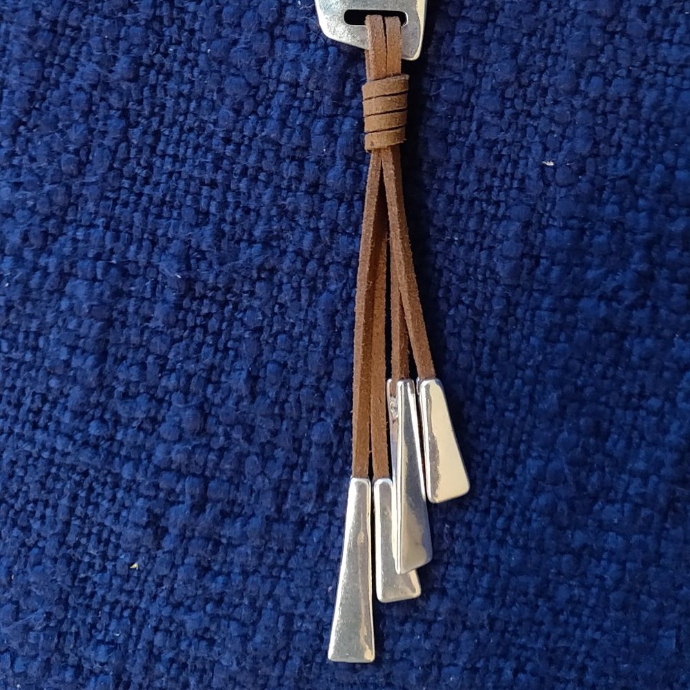 Metal Necklate - Picture 3 of 3